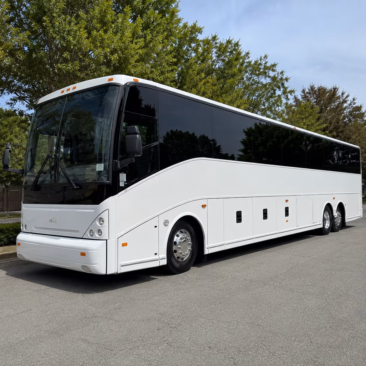 cross the southwest suburbs in one vehicle multi stop hotel pickups before cle