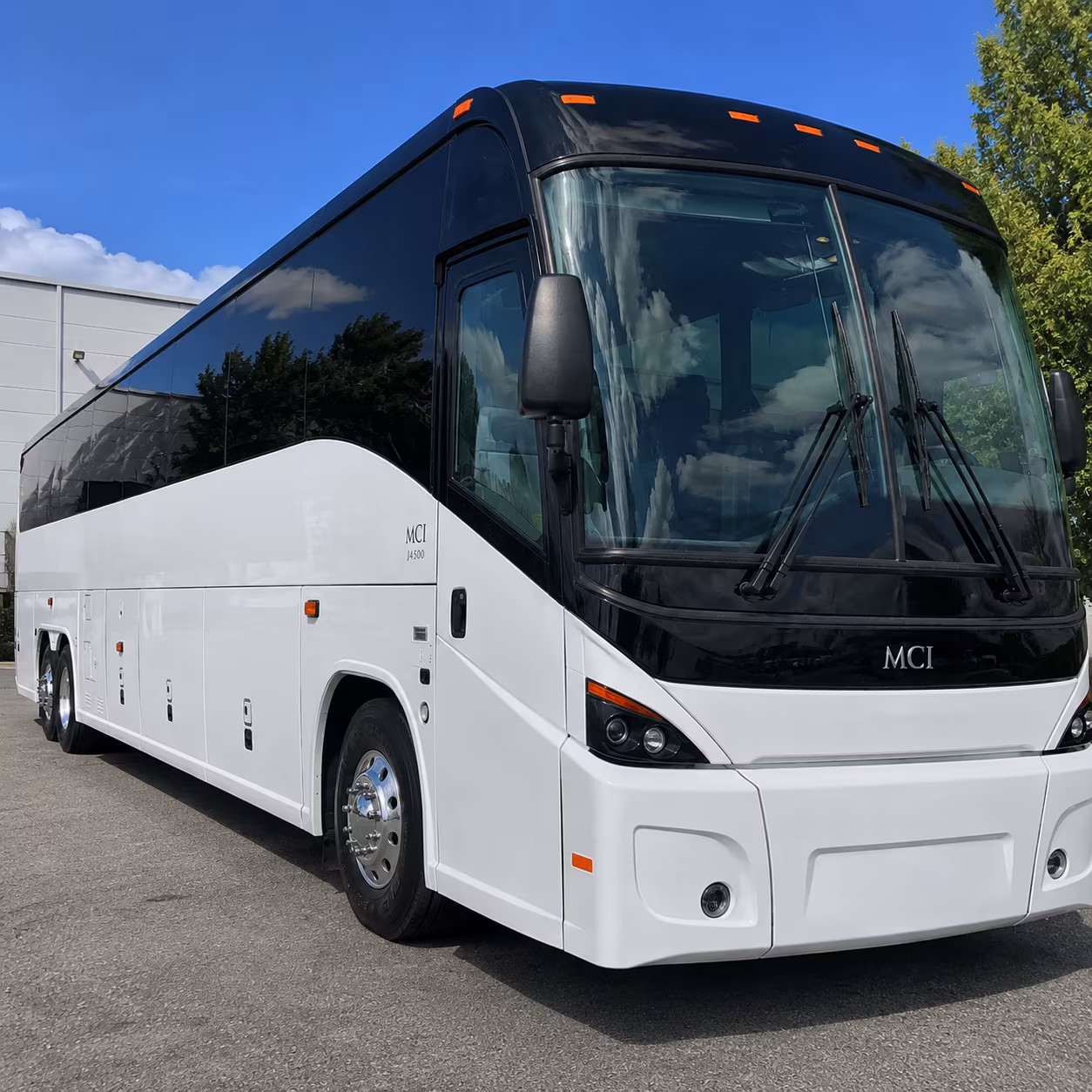 let parmacharterbuscompany com handle group pickups after you land at hopkins